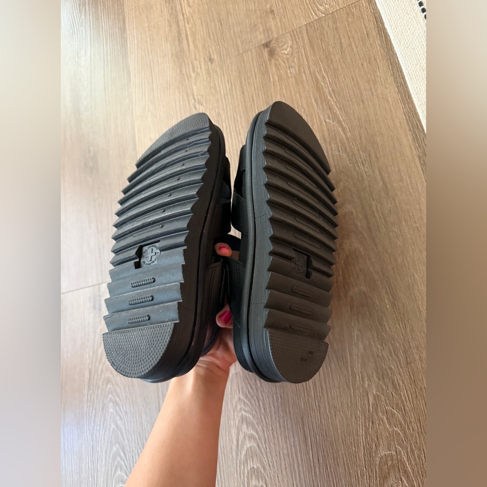 Dr. Martens Voss II Women's Sandals 7 - Picture 4 of 4